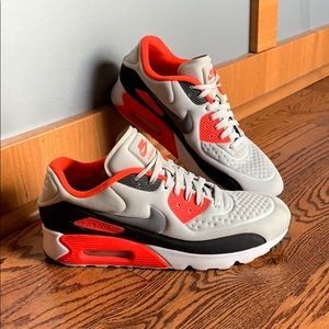 Men’s Size 10 Nike Air Max